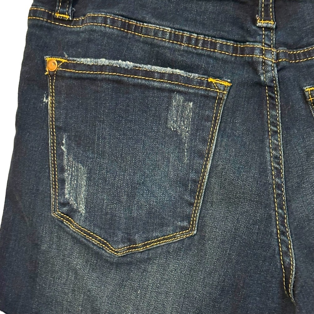 Judy Blue Distressed Denim Cuffed Hem Shorts JB1552 Size Medium Boho Festival - Picture 6 of 11
